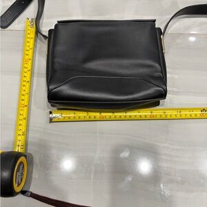 Chic Black Leather Crossbody Bag
